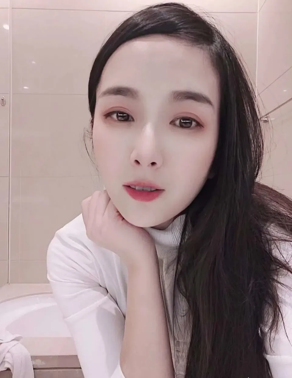 1.辣妈女神-微信朋友圈及其他系列图片150P_106_x