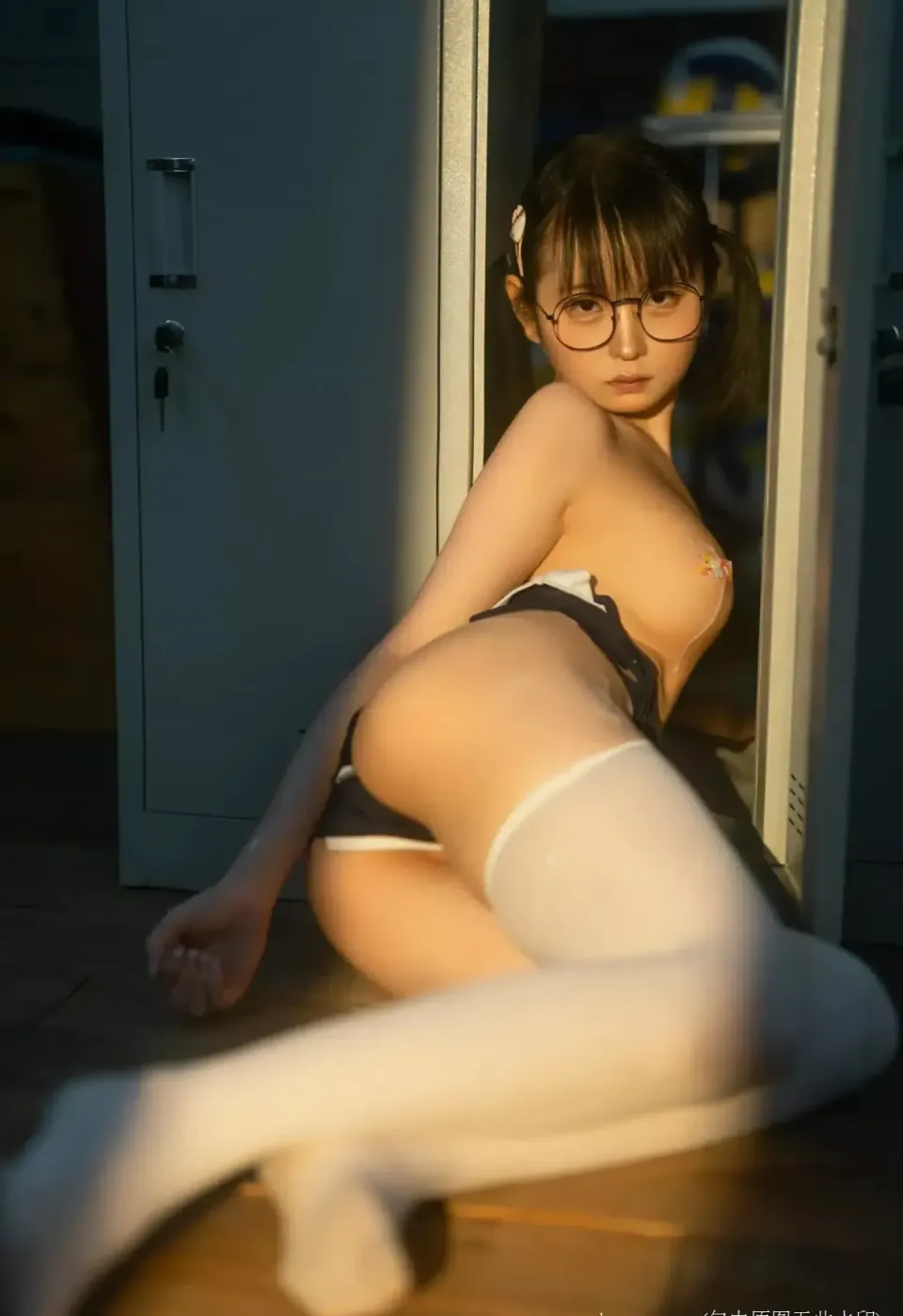 幼水铃衣_NO.003_午间更衣室_午间更衣室_33_x