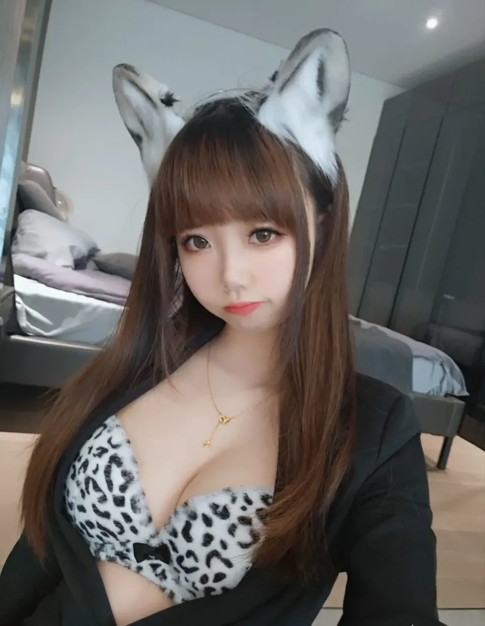 雪琪SAMA_雪豹_雪豹自拍20P1MV_013_x